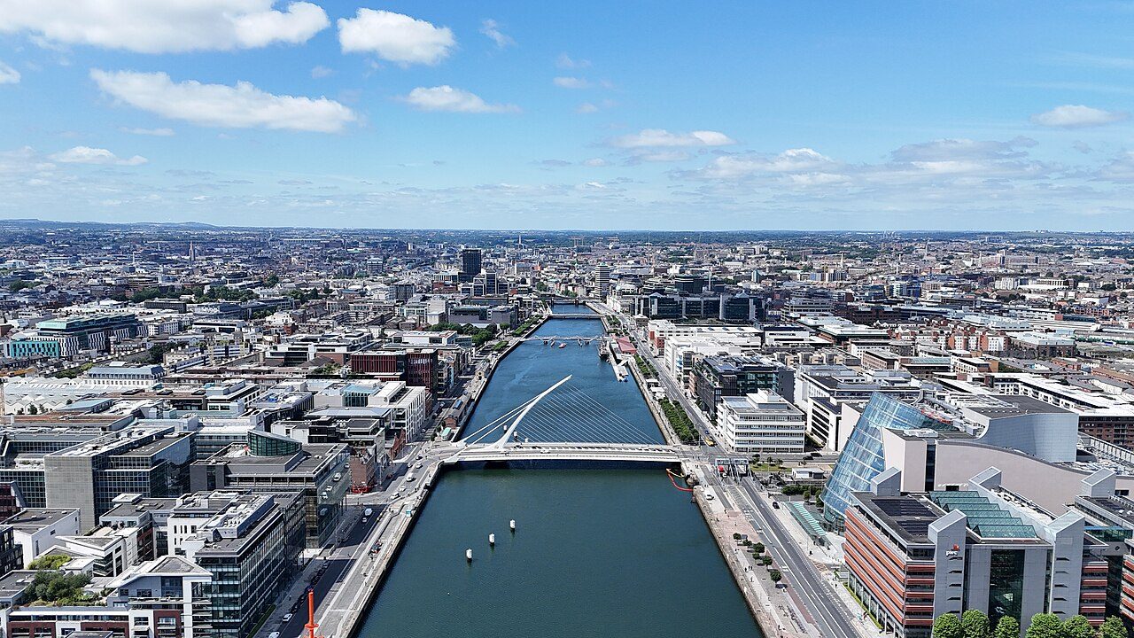 Dublin Travel Guide: Transit, Timing, and Where the Real Savings Are