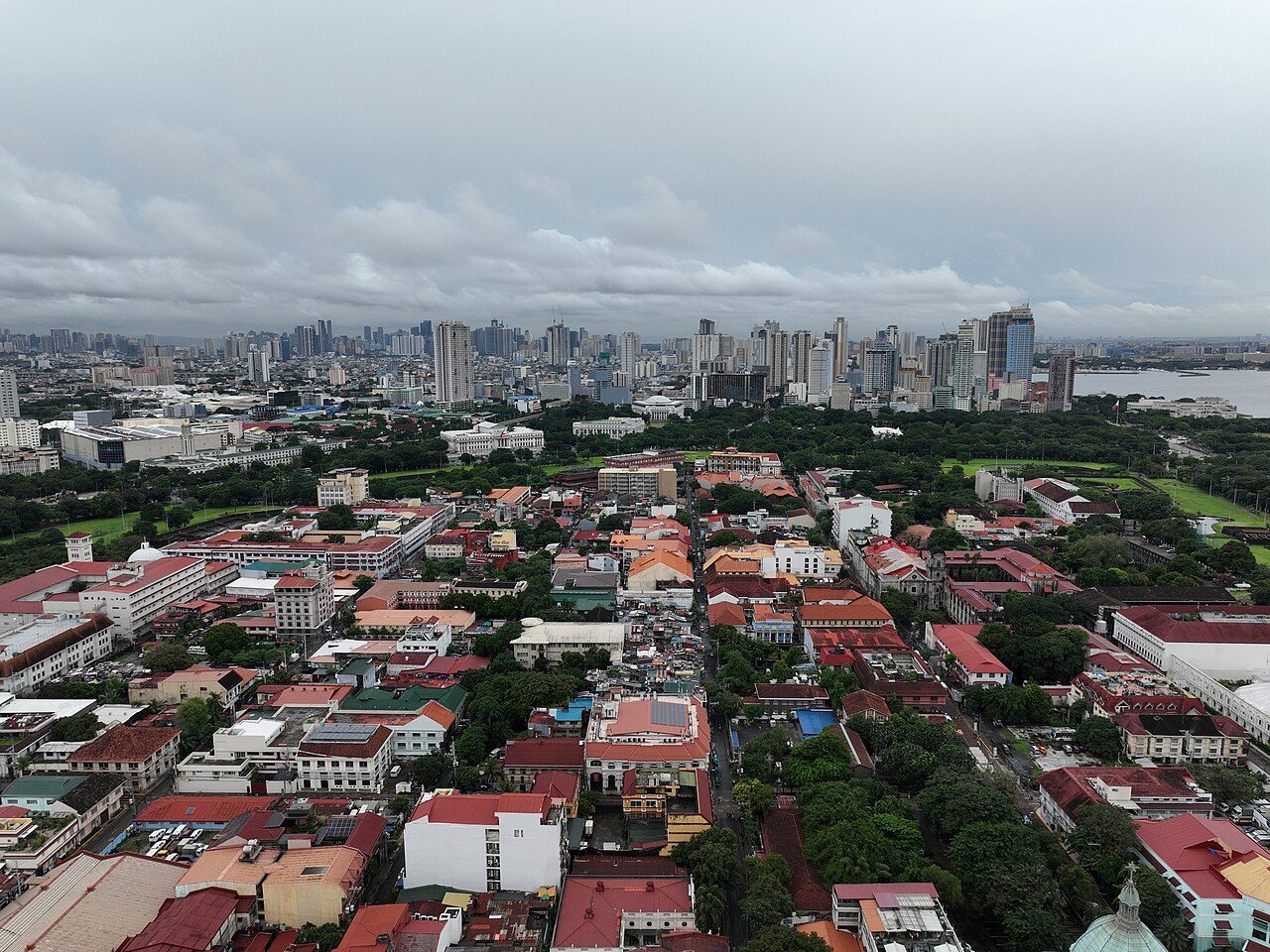 Manila Travel Guide: NAIA, Traffic and Costs in 2026