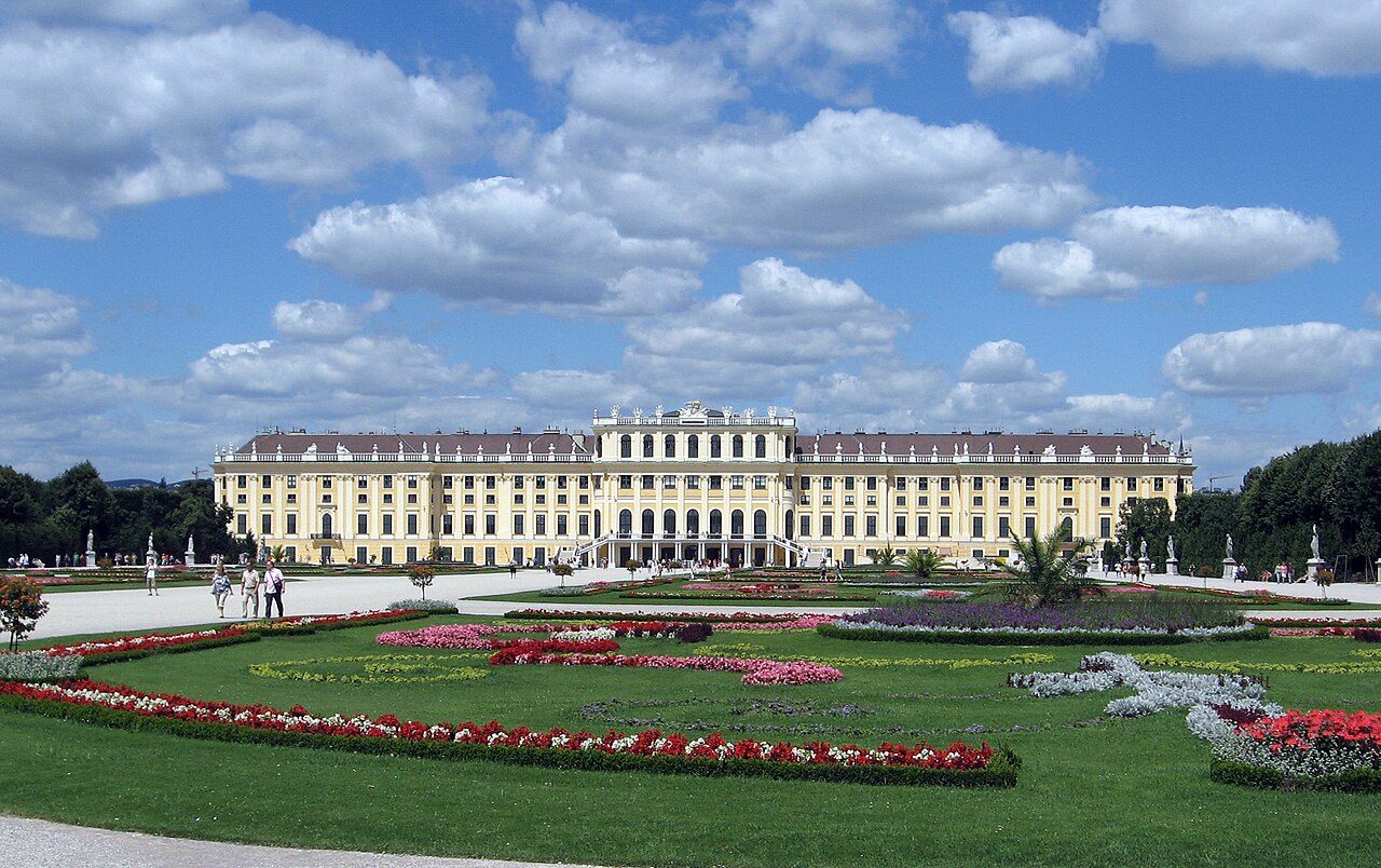 Vienna Practical Guide: Transit, Timing and Where the Money Actually Goes